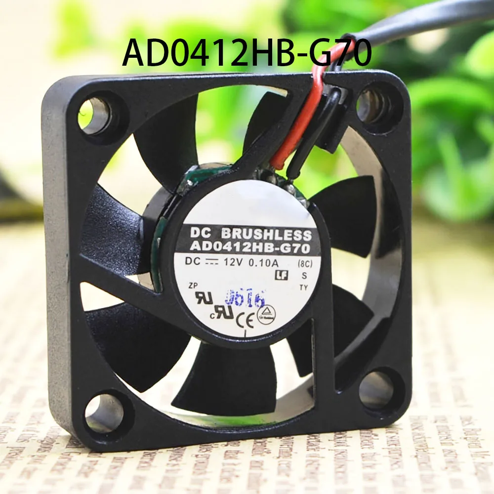 

Вентилятор охлаждения корпуса с высоким воздушным потоком 40*40*10 мм 12 В постоянного тока 0,10 А 2-проводной AD0412HB-G70 Бесшумный