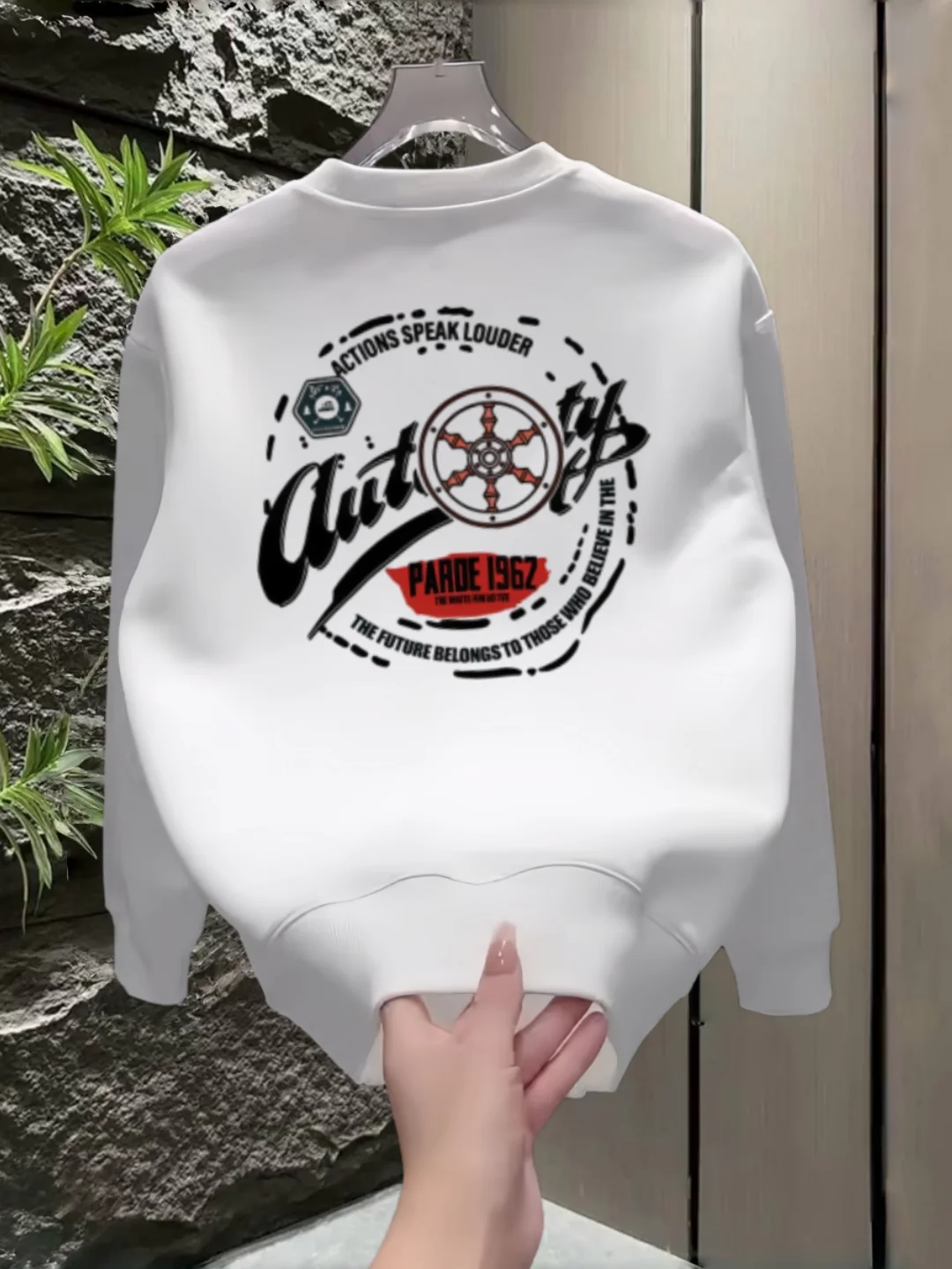 

White Long Sve T-irt Men's Autumn Winter New High End Trendy Print Comfortable American Light Luxury Sweatirt