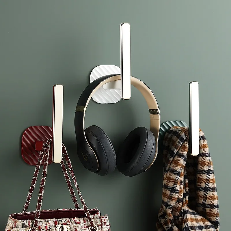 

Light luxury wall hanging No punching adhesive hook Thickened strong load-bearing non-marking clothes hook behind