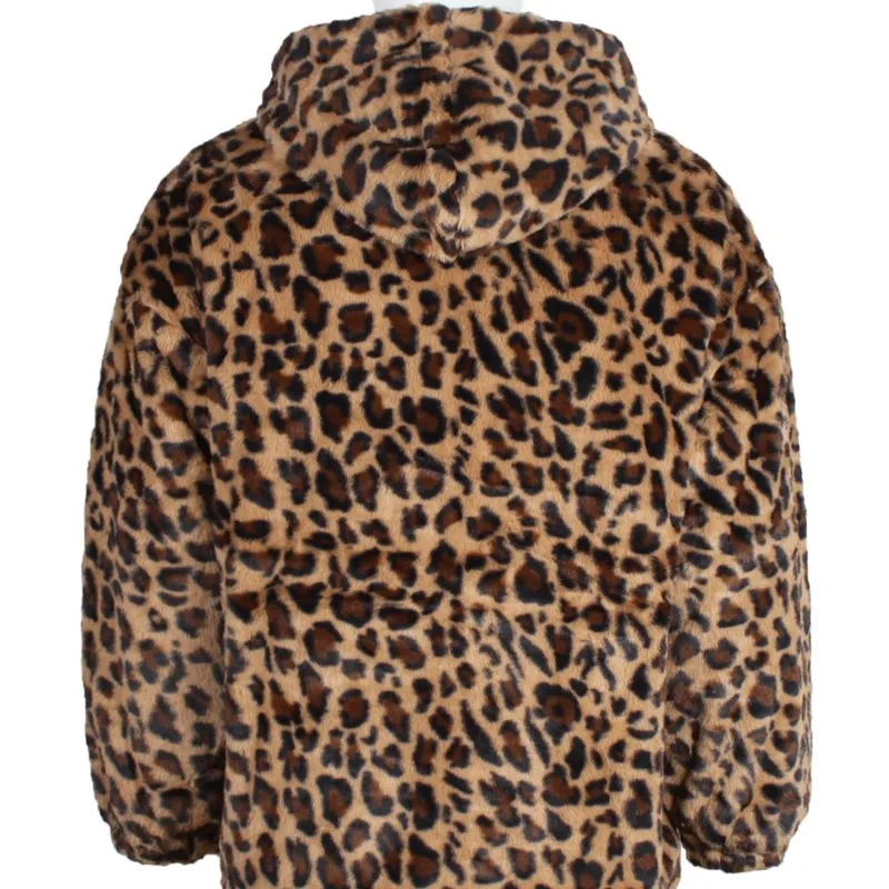 Giacca da uomo con cappuccio leopardata in pelliccia sintetica Top Capispalla Pelliccia Soffici addensare Cappotti Giacca 2025 Giacche invernali calde Cappotti Top retrò