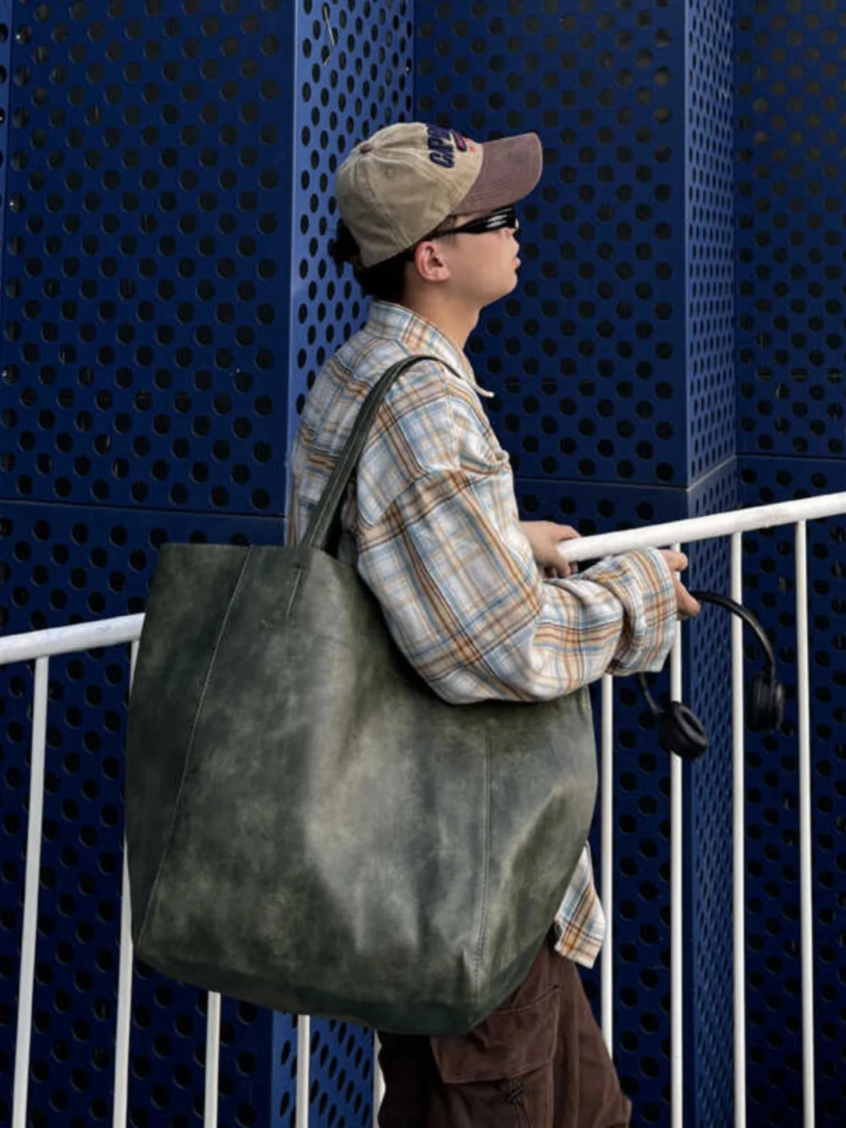 

YUEN Retro Large Capaci Single oulder Handbag op Bag Genuine Oil Wax Leather Men's Tote Bag Casual Lazy Sle