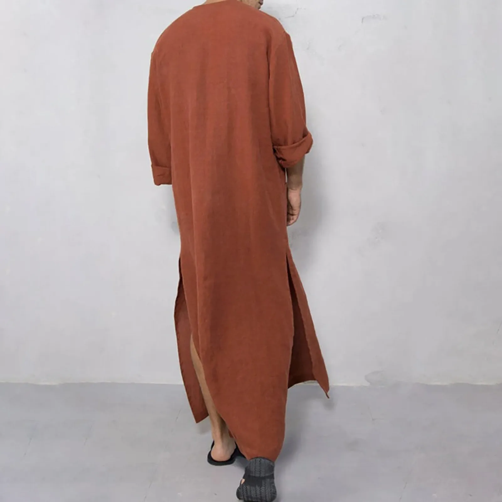 Robe musulmane boutonnée à manches longues et col rond pour hommes, vêtements arabes saoudiens, vêtements islamiques moyens décontractés, Ramadan