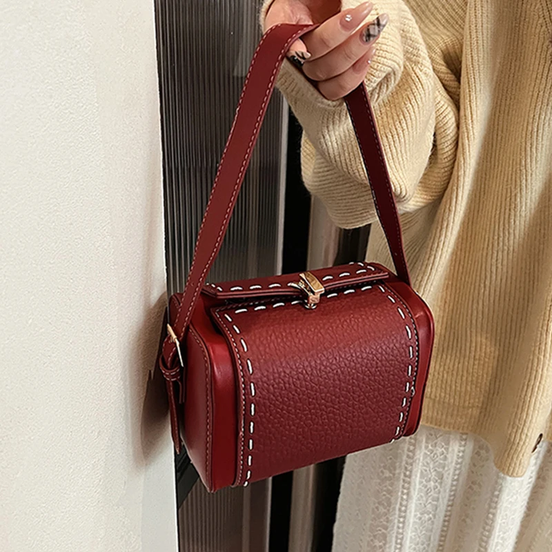 

Temperament Luxury Red Square Handbags for Women 2025 New Casual Versatile Box One Shoulder Bags Fashion Commuter Crossbody Bag