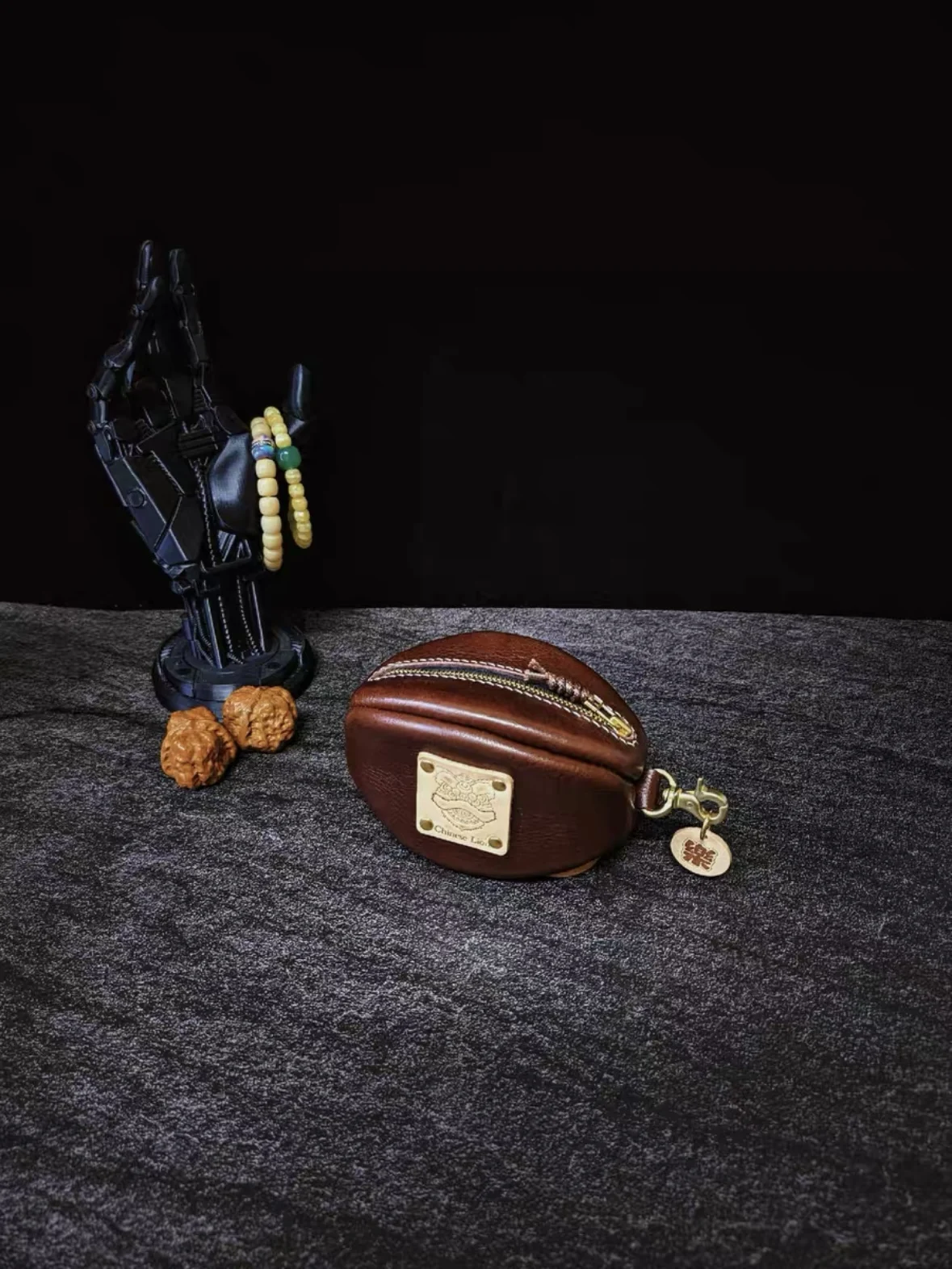 sac-de-rangement-en-cuir-tanne-a-motif-noyer-de-forme-rugby-pour-jouets-et-articles-de-loisirs-creatifs-fermeture-a-glissiere-non-impermeable-article-d'usage-quotidien