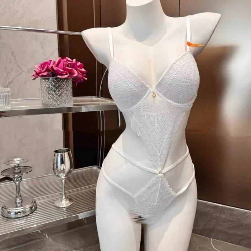 

Горячая новинка: Женское цельное кружевное белье на шнуровке, элегантное и соблазнительное, не требует снятия, французский крой, размеры S-XL.