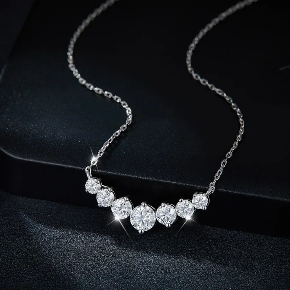 

M-JAJA 1.7ct Moissanite Smile Pendant Necklace Diamond Choker Necklace for Women Gold Plated S925 Sterling Silver Fine Jewelry