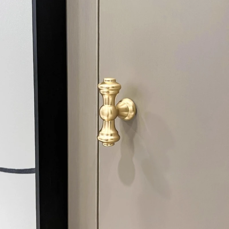 Vergoldeter massiver Schrankgriff und -knopf aus Zinklegierung, T-förmige Schubladenknöpfe für Schlafzimmer, Küche, Schrankbeschläge, Badezimmermöbel. – Detail 6