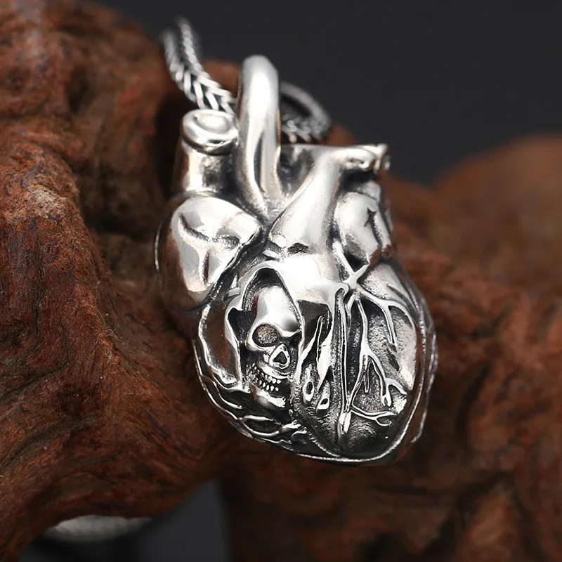 S925 Sterling Silver Heart Pendant Black Color Old Process Unisex Skull Fine Jewelry FYNE417