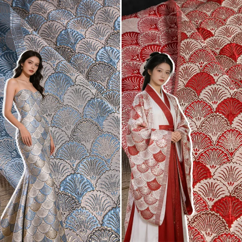 

Красно-синяя жаккардовая ткань в китайском стиле с узором в виде вееров, текстурированная, с металлическим блеском, для пошива юбок, пиджаков, модный дизайнерский материал