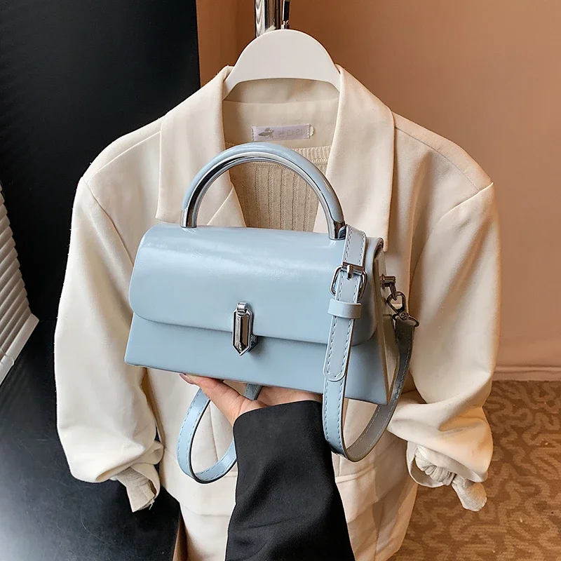 

Fashionable Minimalist Messenger Bag Women Elegant Vintage Leather Crossbody Purse Parisian Design Solid Color Tote Handbag