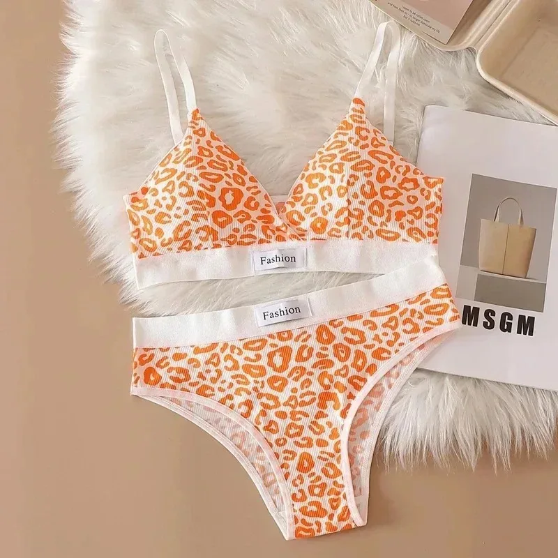 1/4/6 セット女性のシームレスなブラセットローウエストパンティーヒョウ Bralette セクシーなランジェリーセット V ネックスポーツブラジャー女性の綿