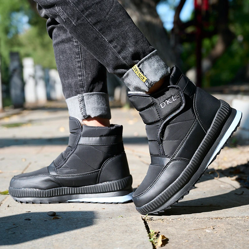 2026 Spring New Men Slip‑Ins Shoes Plus Size Breathable Lightweight Slip‑On Casual Walking Shoes For Daily Commute Outdoor Wear