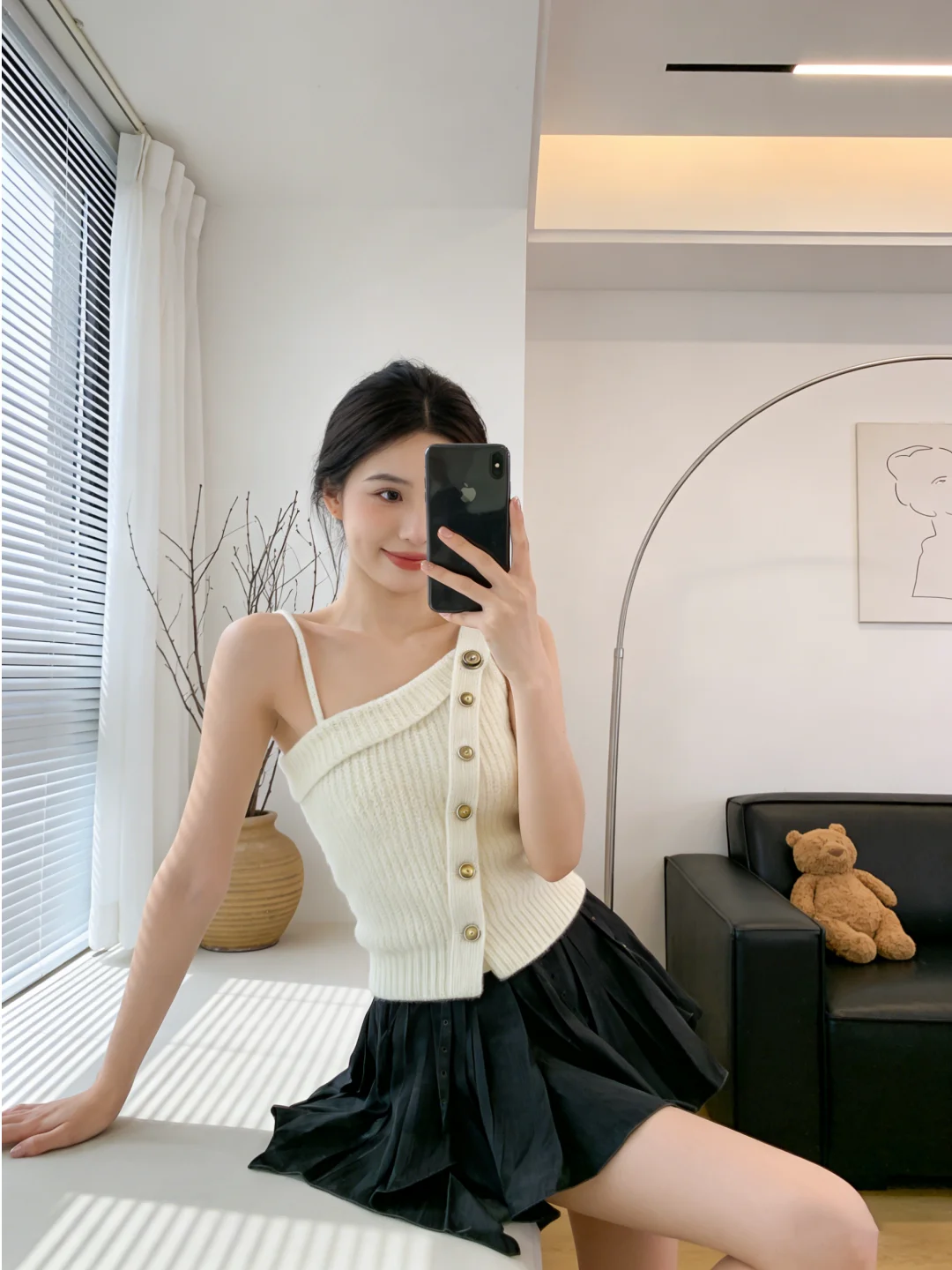 Chic Beige  Skirt Women's High Waist Asymmetric Flared Short Skirt Spring Summer Fashion Trendy Girl Style Half-length Skirt