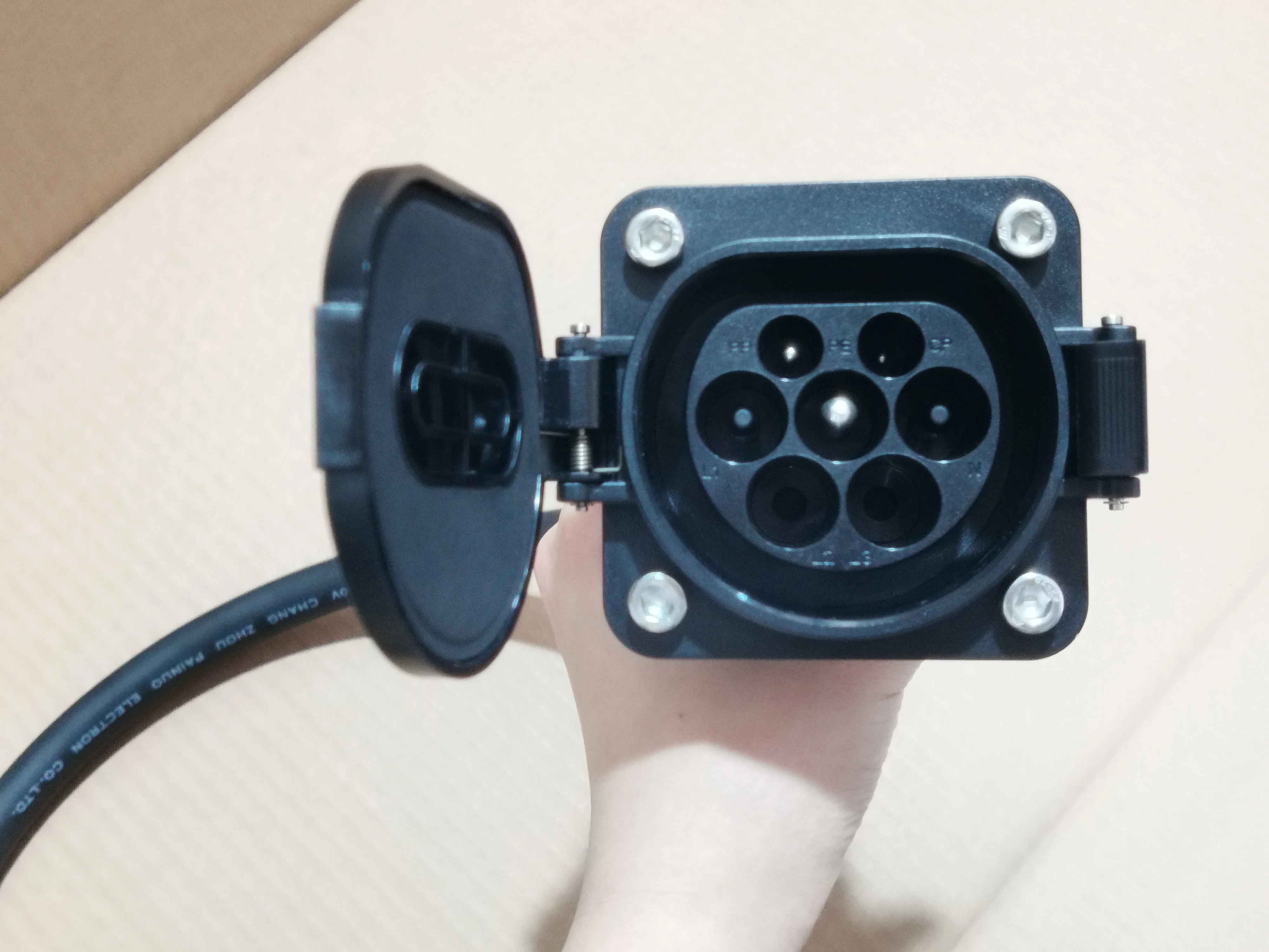 32A 240V Single phase Type 2 socket to Type 1 plug EV charger adapter