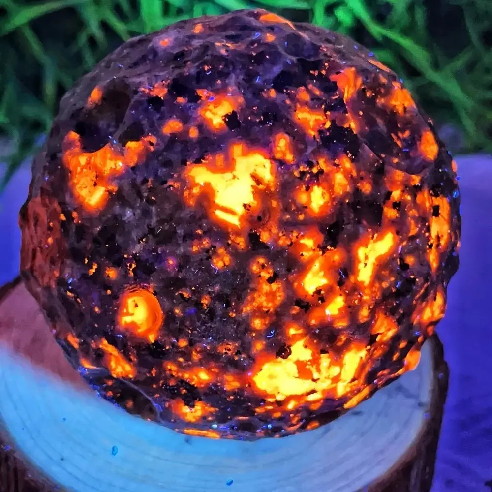 1.97-Inch Yooperlite Gemstone Planet Moon Ball UV Reactive Flame Stone Glowing Sphere Solar System