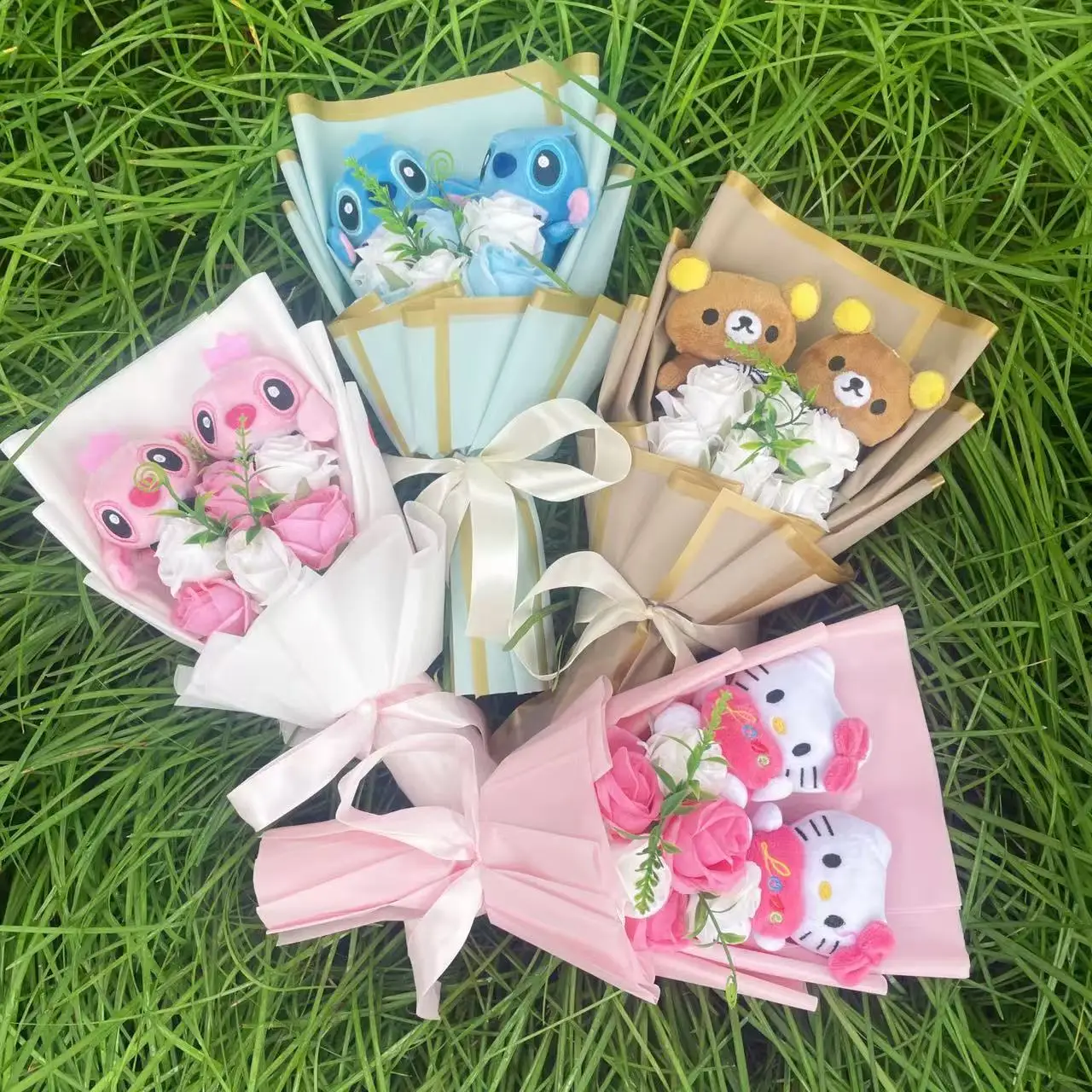 

HelloKitty Stitch Rilakkuma плюшевые куклы с искусственными цветами, букет цветов ручной работы, рождественские подарки на день Святого Валентина, выпускной