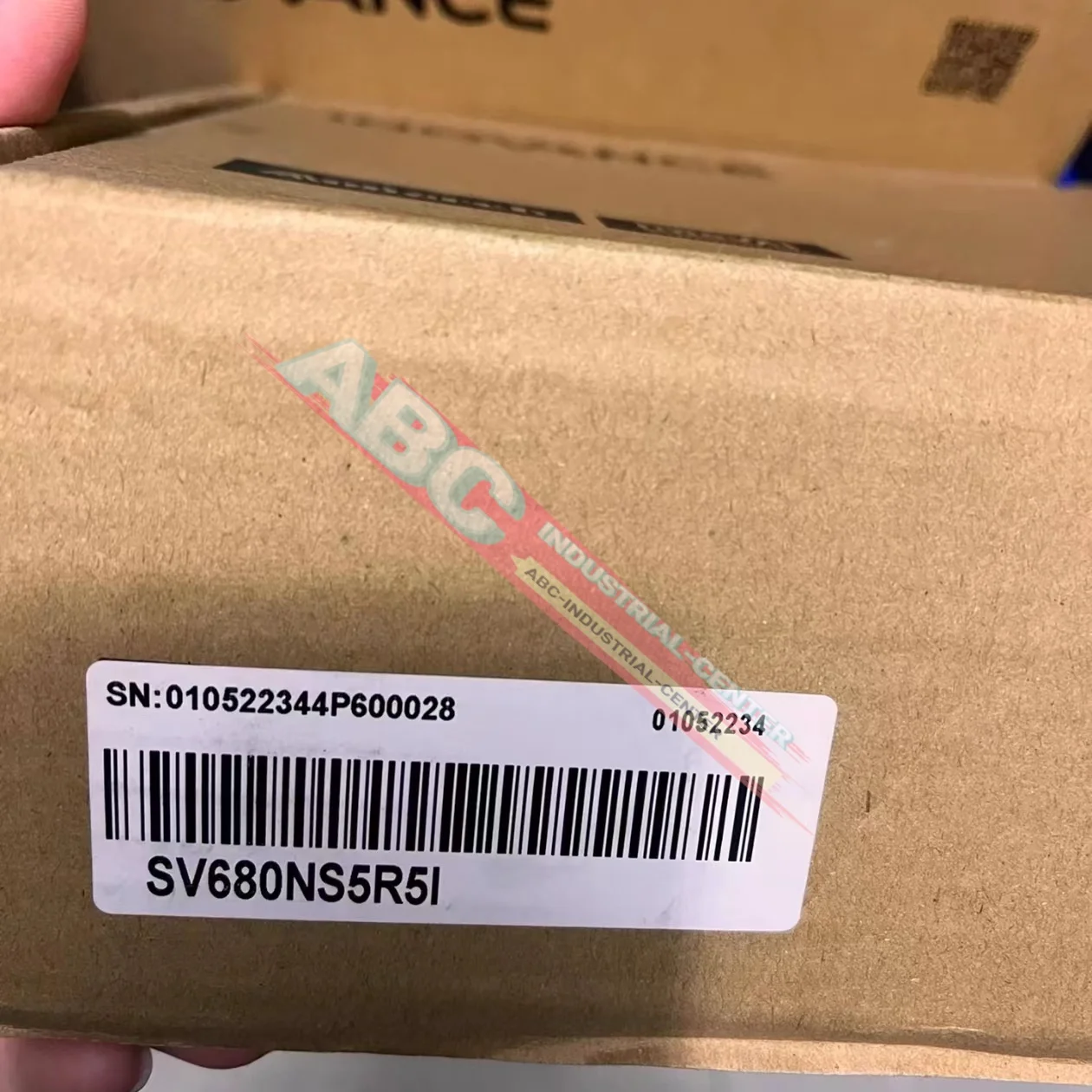 Brand new SV680NT5R4I SV680PS012I Servo driver