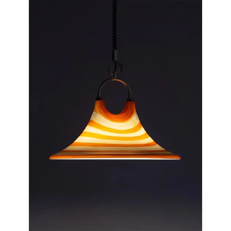 

Life Harvest Corner Painted Chandelier SpaceAge retro gradual change texture retractable brass restaurant light