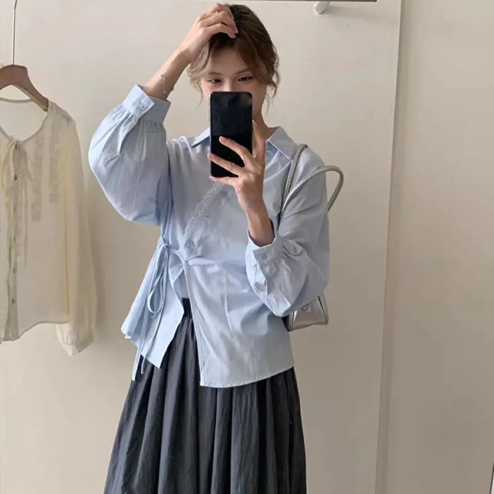 T-shirt con cravatta diagonale irregolare con scollo a V Top corto in pizzo retrò Camicetta a maniche lunghe Chic Patchwork Basic Tees Camicie Donna Estate