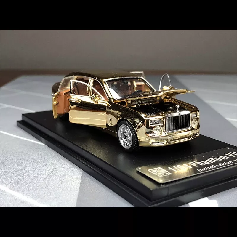 DCM 1:64 RR Phantom VII Alloy Diecast Car Model Plated Gold Openable