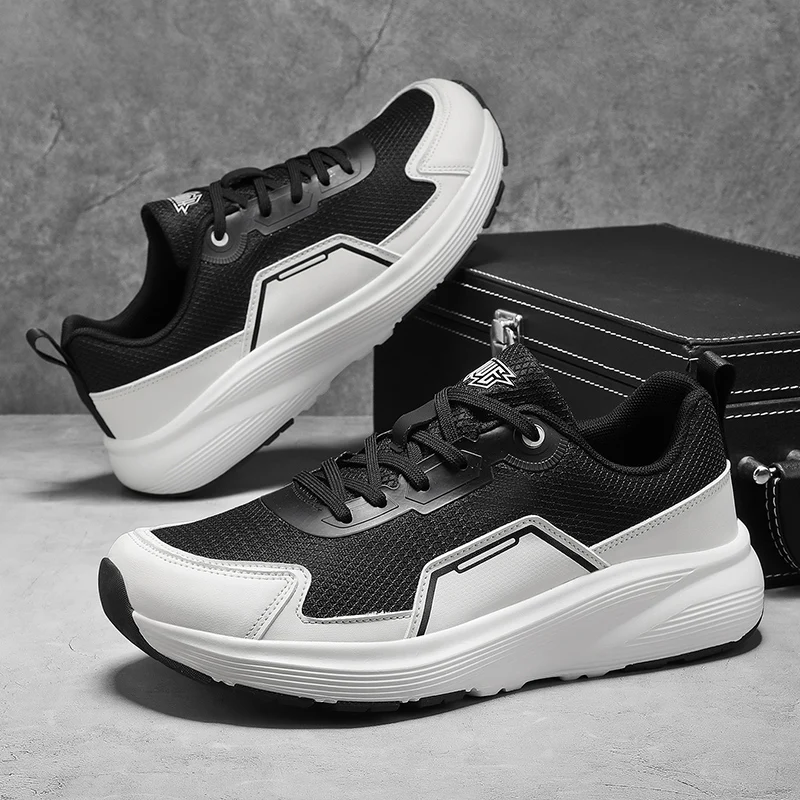 Professional Sports Shoes with Mesh, Breathable, Lightweight, and Comfortable Outdoor Shoes Suitable for Both Men and Women