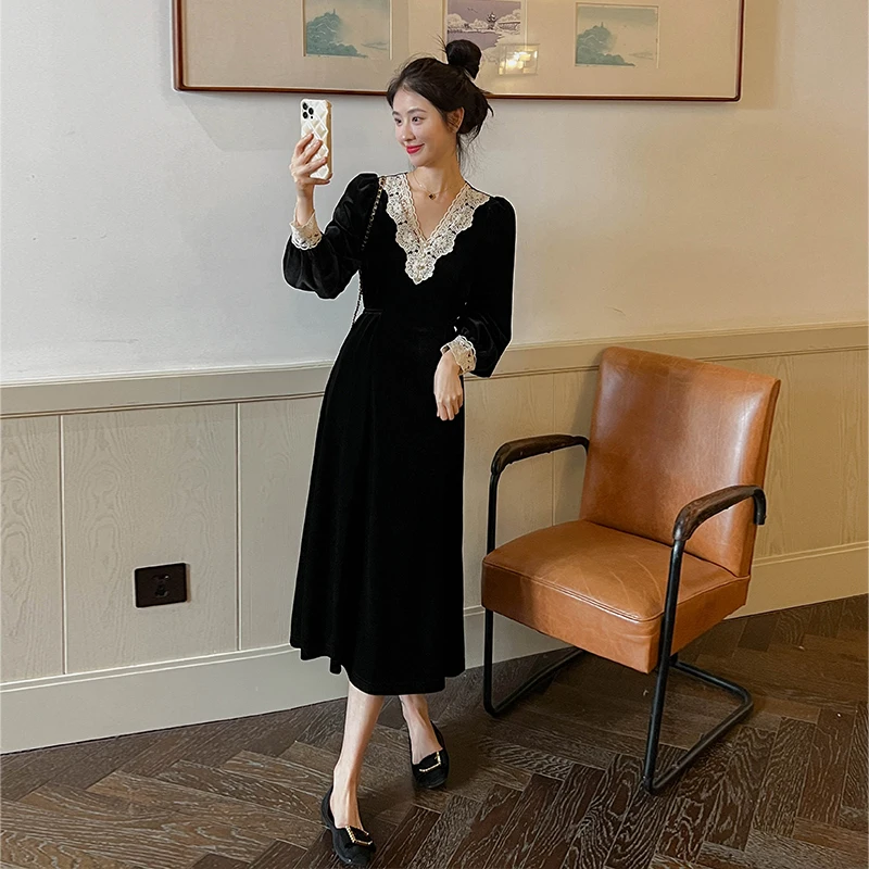 Vintage Maxi Evening Dresses Women Clothing V-Neck Slim Office Lady Work Wear Chic Lace Velvet Dress Elegant Black Winter 2023