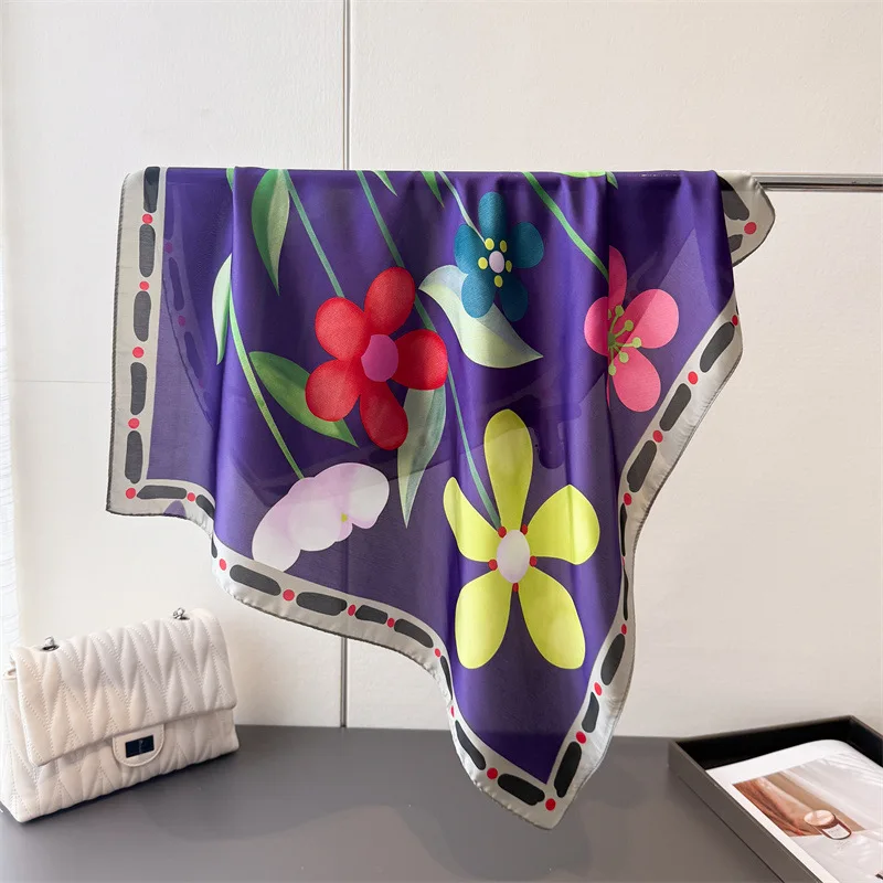 70 سنتيمتر أوشحة مربعة فاخرة طباعة مصمم الحرير النساء وشاح باندانا ربطات العنق الصغيرة العصابات الشعر فولارد شال التفاف