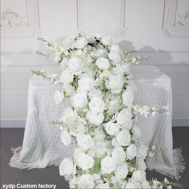 Luxuriöse weiße Rosen, Delphinien, künstliche Hortensien, Tischdekoration, Blumenläufer für Sofa, Hochzeits-Blumenarrangement, Blumenreihe, Deko – Detail 4