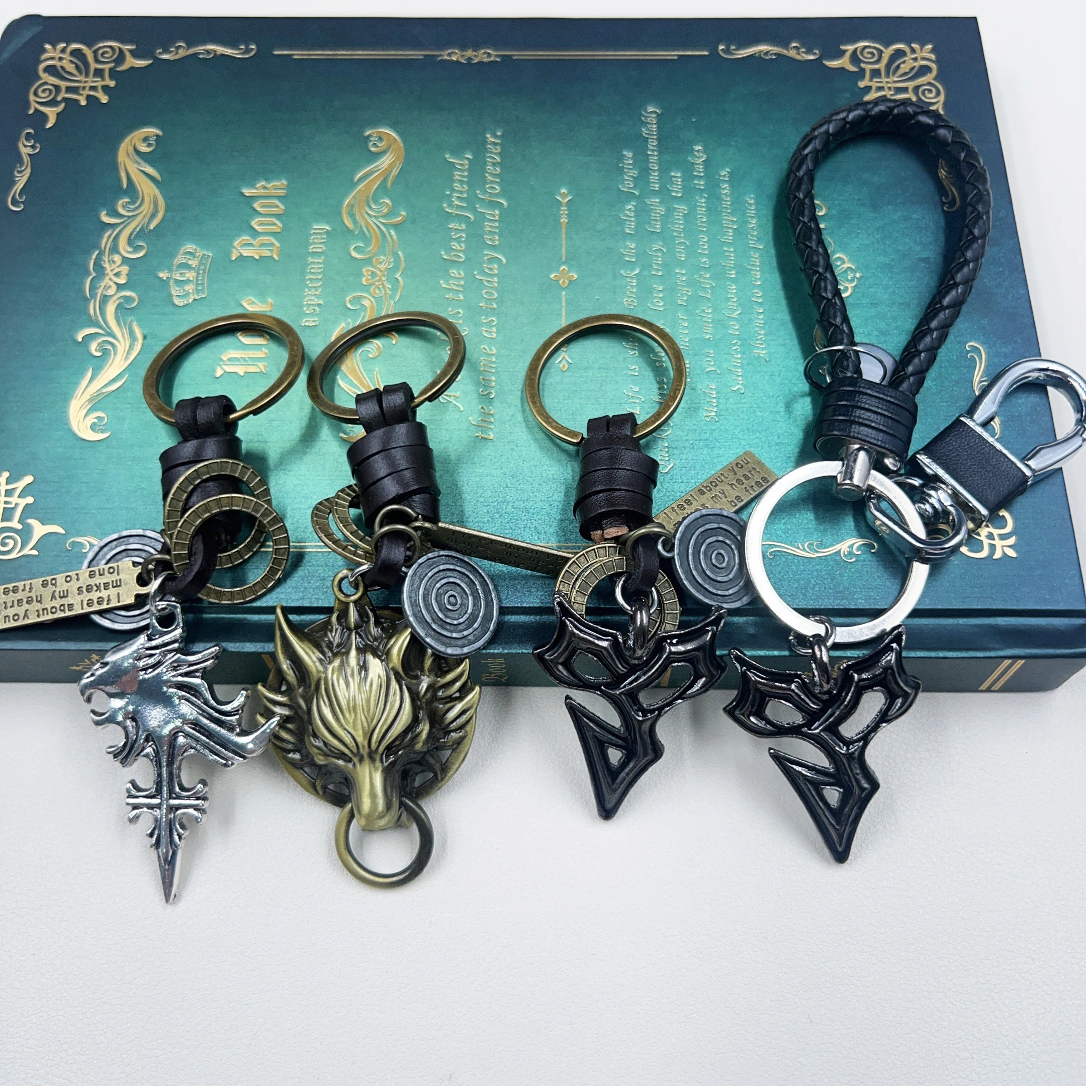 22 سنتيمتر الأسد القلب Gunblade مع المفاتيح FF الثامن لعبة البضائع Squall Leonhart شفرة معدنية سلاح نموذج الديكور جمع