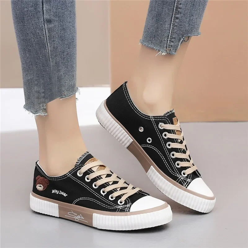 2024 New Summer Bear Canvas Shoes Women Korean Breathable Casual Sport Fashion Lace Up Flat Tennis Sneakers Female Vulcanized