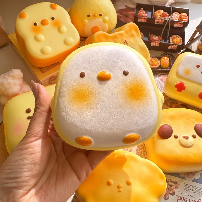 Squishy Cute Cartoon Simuliertes Brot-Squeeze-Spielzeug, weiches Stressabbau, langsam steigendes sensorisches Zappeln für Angstzustände, Geschenke für Kinder und Erwachsene