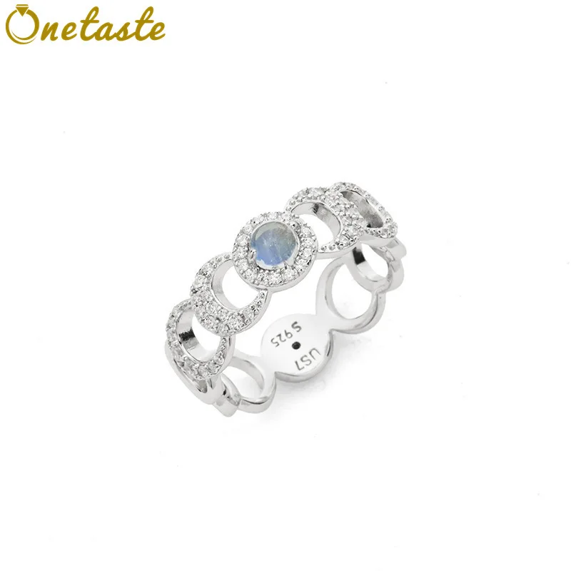 

925 Sterling Silver Moon Stone Cubic Zirconia Connected Circle Rings Women Fashion Shiny Dainty Lightweight Stack Ring Love Gift
