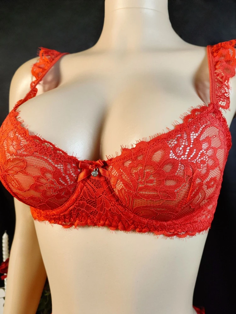 SsTss المرأة الأحمر 3 قطعة الدانتيل مجموعة الملابس الداخلية رفع البرازيلي واللباس الداخلي الرباط حزام المثيرة الملابس الداخلية مثير الملابس الحميمة ملابس النوم