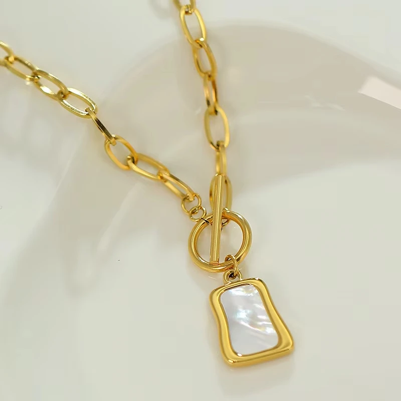 FTCY OT Buckle Irregular Shell Pendant Necklace For Women Gold Color Geometric Trapezoidal Women\'s Necklace Chains Jewelry Gifts