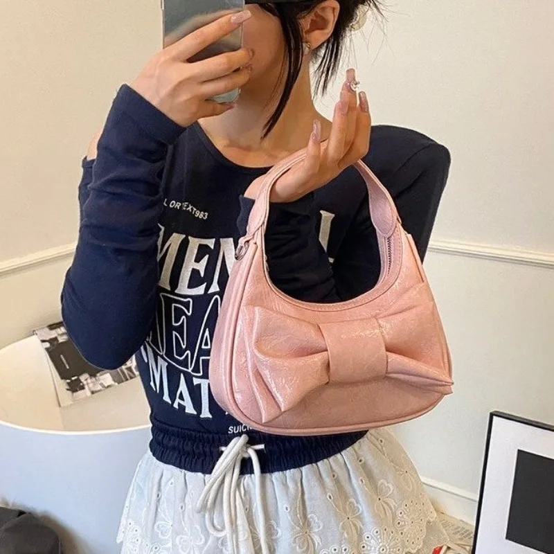 

Стильная дизайнерская сумка-тоут с логотипом для женщин, роскошная кожаная сумка для подгузников с большой вместимостью, элегантная сумка через плечо, брендовая.