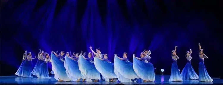 Robe Hanfu ancienne élégante, Style chinois ethnique traditionnel, Costume de danse classique, pratique féminine, vêtements de danse Yangko