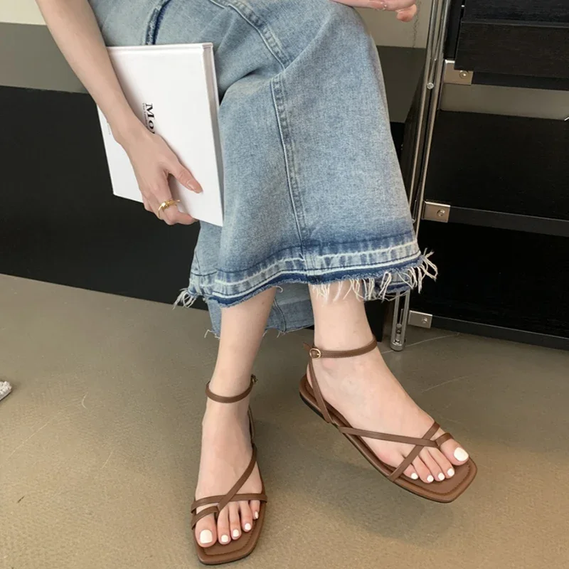 2024 Summer Gladiator Women Sandals Fashion Elegant Narrow Band Clip Toe Shoes Ladies Comfort Flats Beach Ankle Strap Sandalias