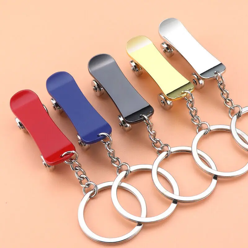 Cute Mini Skateboard Keychain Women Men Interesting Simulation Scooter Car Key Ring For Skate Lovers Souvenir Gifts New 2024