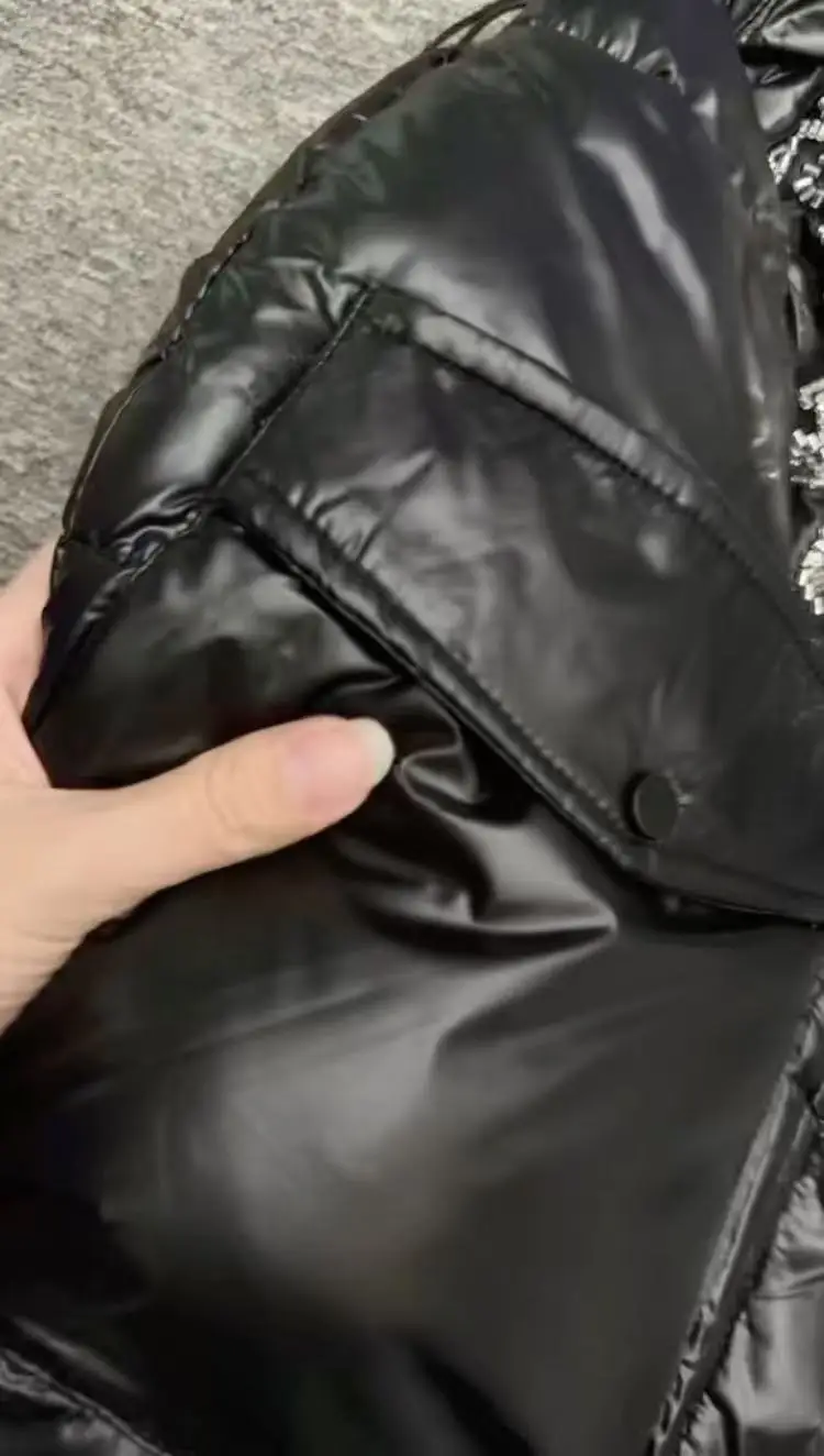 Unique Design Trend Diamonds Stitch Thick Cotton Padded Vest Jacket Women's Autumn Winter 2025 White Black Waistcoat Vest Coat