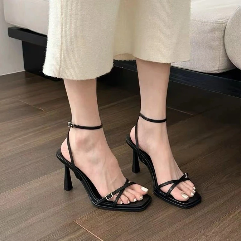 Women\'s Fashion Sandals Buckle High Heels Korean Style New Elegant Open Toe Square Head Solid Colour Party Walking Shoes