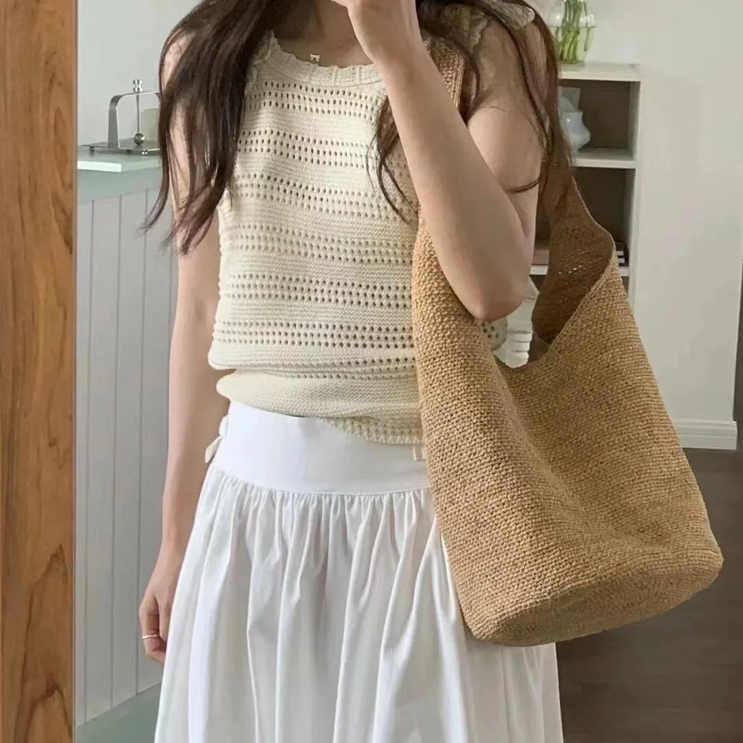 Lafite grass shoulder bucket straw bag, advanced woven bag, women's large-capacity practical, foreign-style versatile bag