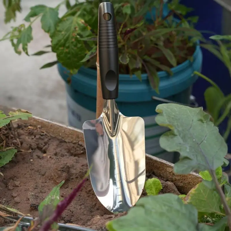 Edelstahl-Gartenspatel mit Tiefenmarkierungen, ergonomischem Soft-Grip-Griff zum Pflanzen und Umpflanzen, leicht zu reinigen, robust. – Detail 9