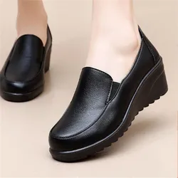 Spring Women Wedge Shoes Casual Loafers Female Black Soft Genuine Leather Flat Mother Shoes Comfort Female Black Work Shoes