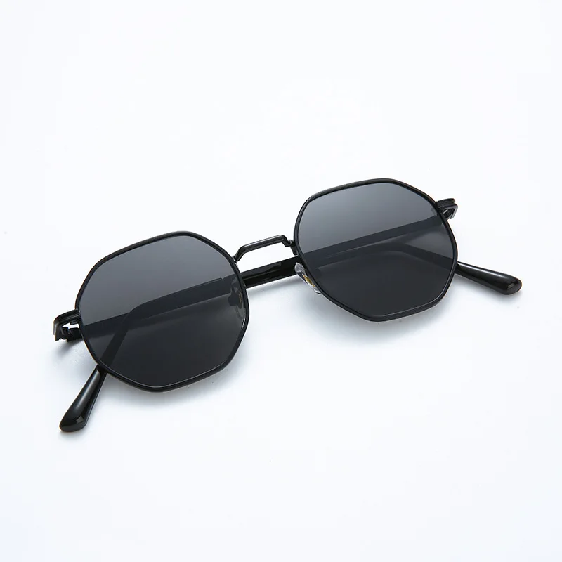 

1PC Fashion Classic Retro Metal Multilateral Sunglasses