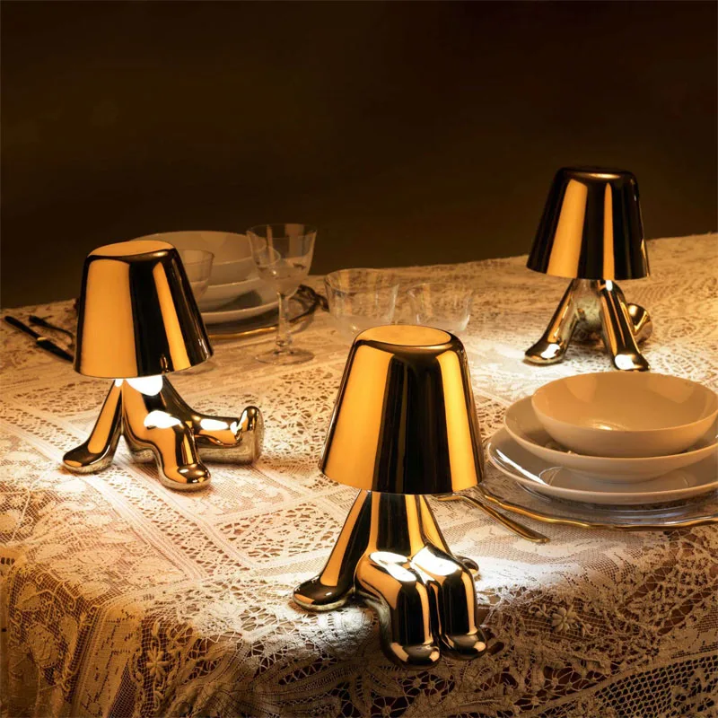 Veilleuse Little Golden Man, lampe de penseurs, décoration artistique, étude, café, bar, lampes de table de chevet, chambre d\'enfant, frères, Italie