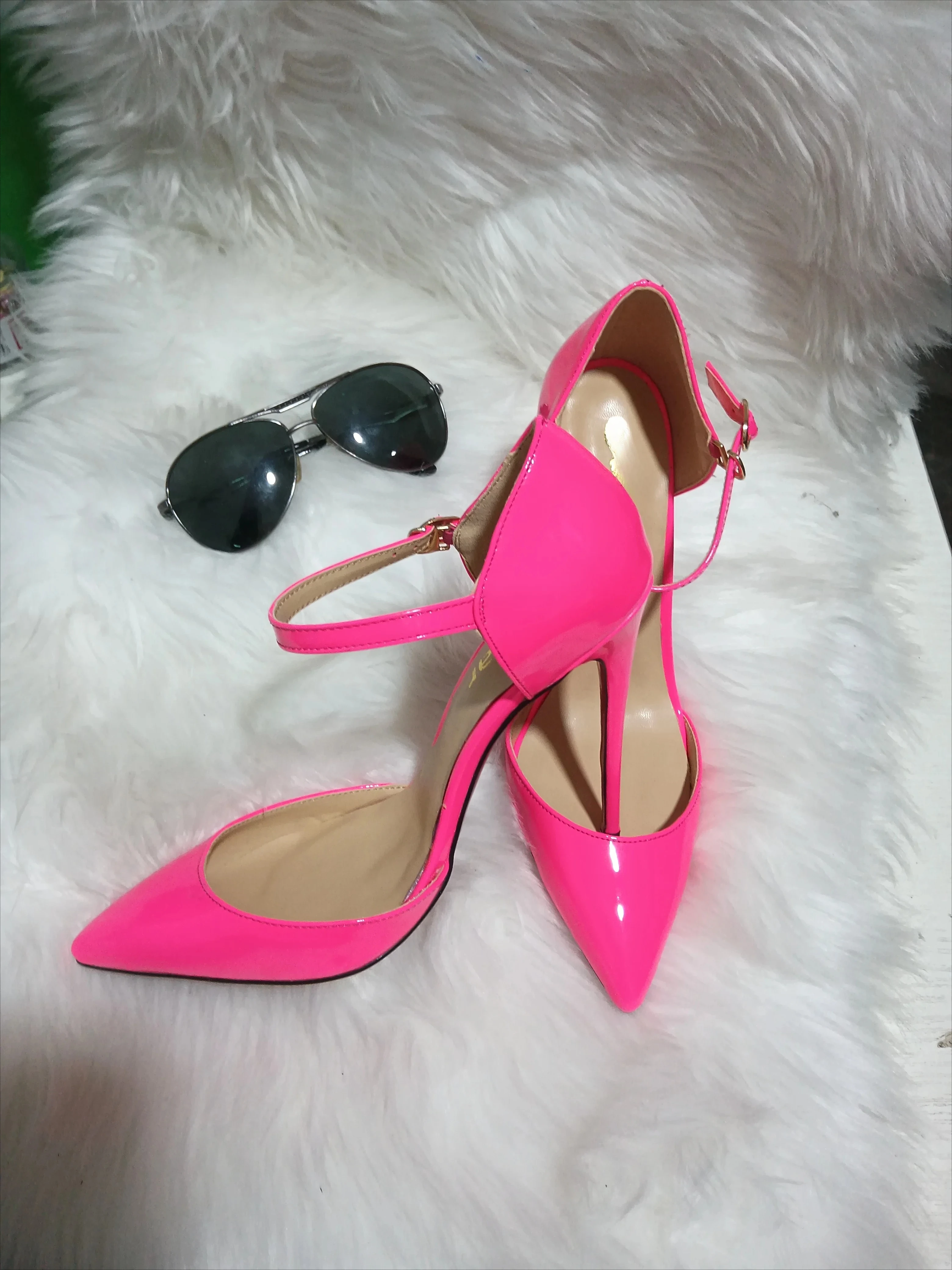 New Shallow Mouth Pointed Hollow Straw 12CM Thin Heel Fashion Versatile Comfortable High Heel Single Shoe