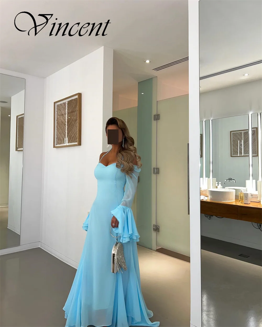 

Customized Simple Blue Chiffon Evening Dress Temperament Celebrity Gowns Off the Shoulder Strapless Special Occasion Gowns
