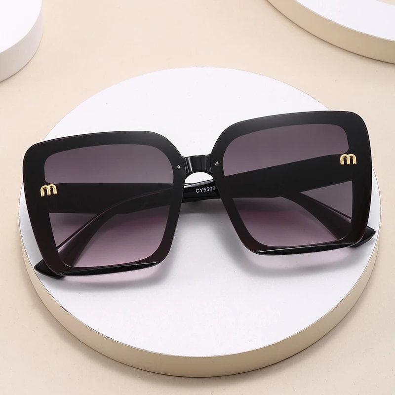 Brand Sunglasses Women's Square Classic Large Frame Fashion Men's Rectangular Letter Design Retro Sun Glasses UV400