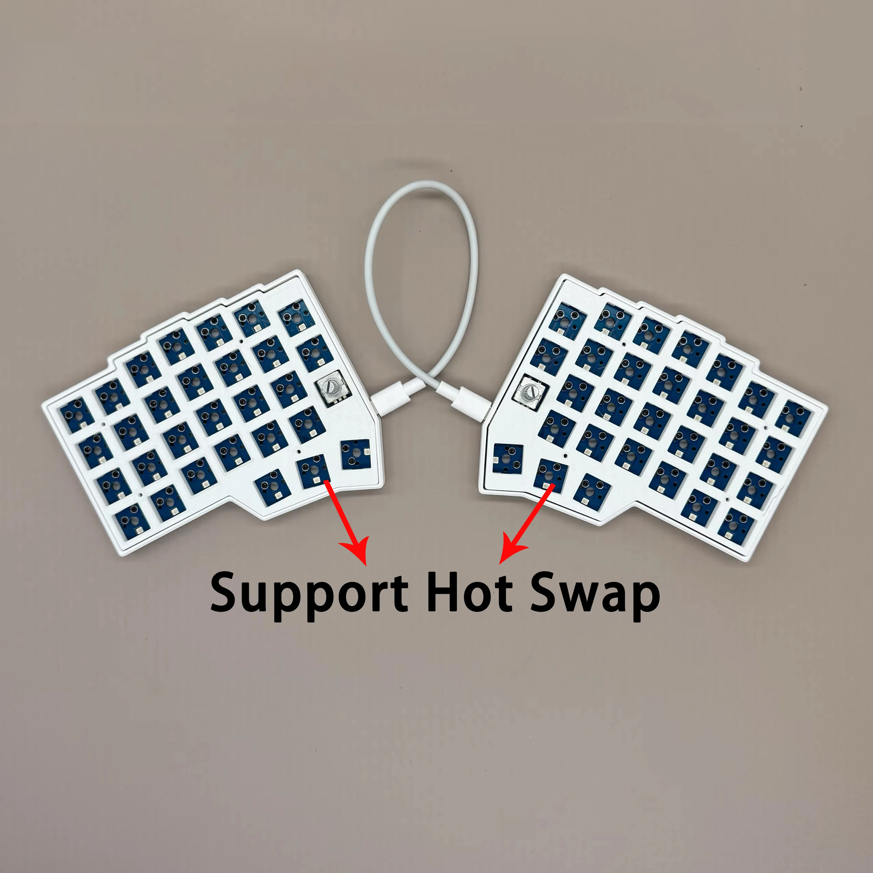 

Corne 4x6 Split Keyboard Wired Hot Swap VIAL RGB 58 Keys Split Keyboard Kit Corne Ergonomics CTC PC Gamer Accessories