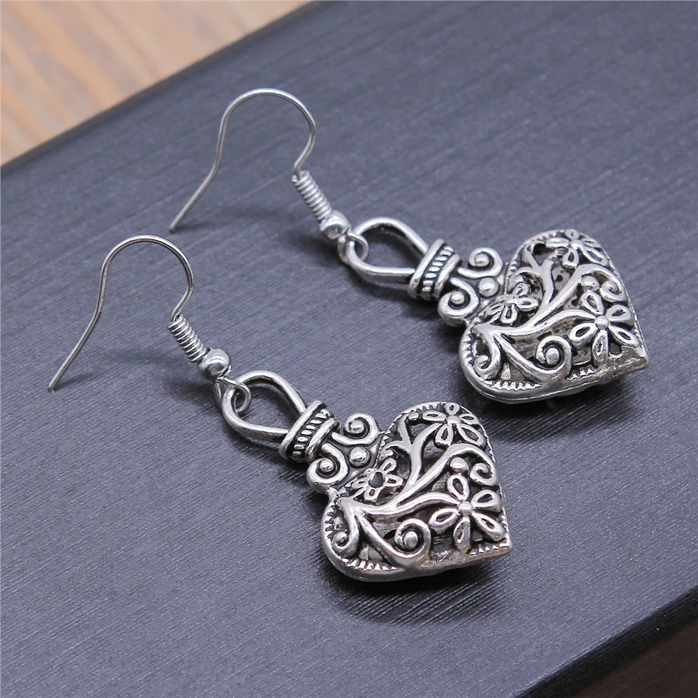 Women Vintage Drop Earrings Fashion Handmade Simple Design 2 Colors Vintage 3D Hollow Flowers Heart Pendant Earrings